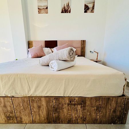 Modern Flat In Flic En Flac-Walk To The Beach 外观 照片