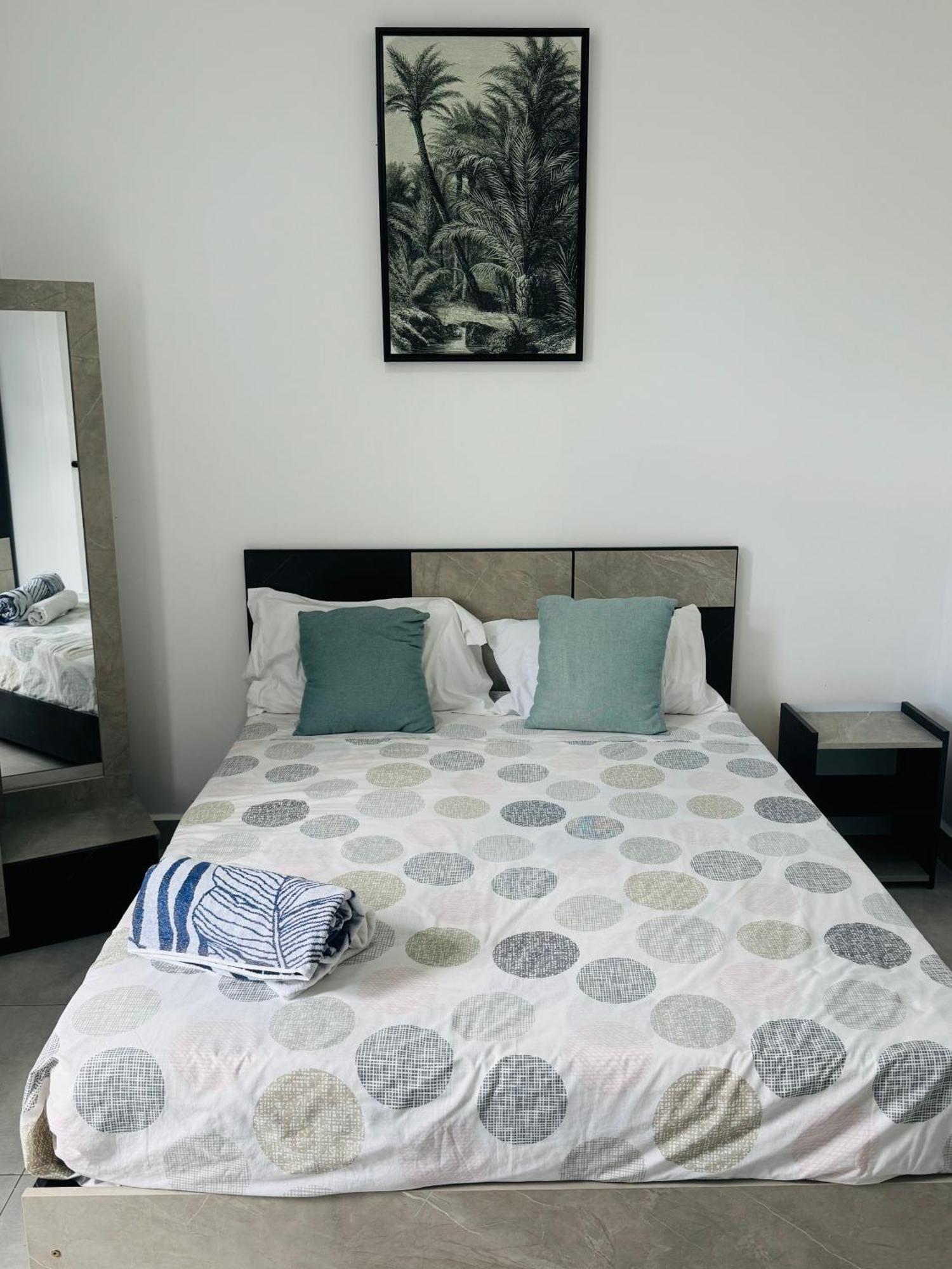 Modern Flat In Flic En Flac-Walk To The Beach 外观 照片